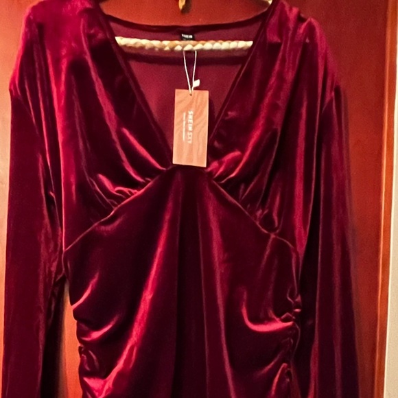 NWT Shein Lux Deep Plunge Velvet Midi Dress Burgundy Red Sz XL Women - Picture 7 of 11